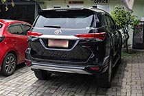Toyota Fortuner Bnesin