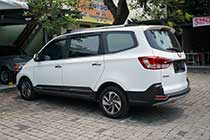 Wuling Confero
