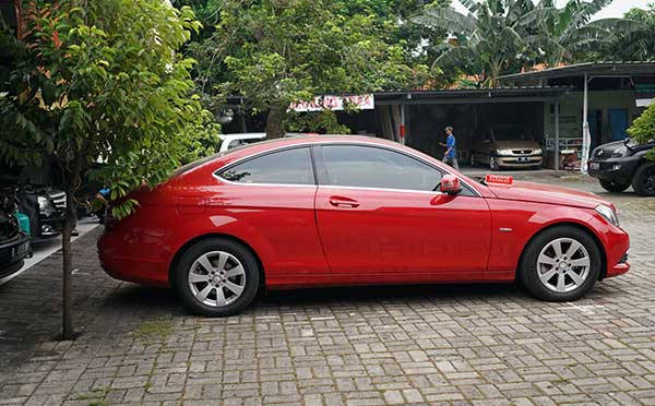 Mercedes Benz C200 CGI